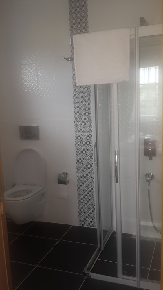 Le Mansion Otel - Image 41