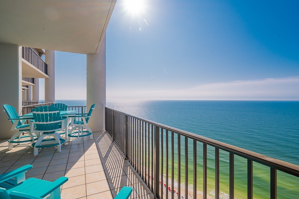 The Oasis 3105 Formerly Phoenix West Ii 3105 3 Bedroom Condo