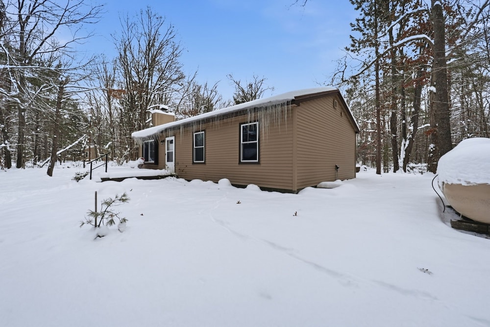 Lewiston Landing: Cozy Lake Access Getaway 3 Bedroom Home