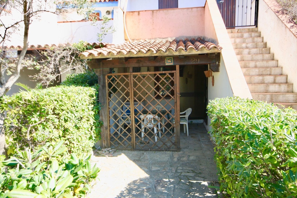 Photo 12