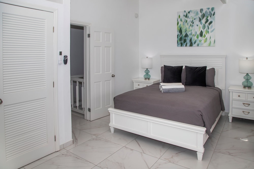 Blue Luxury Properties