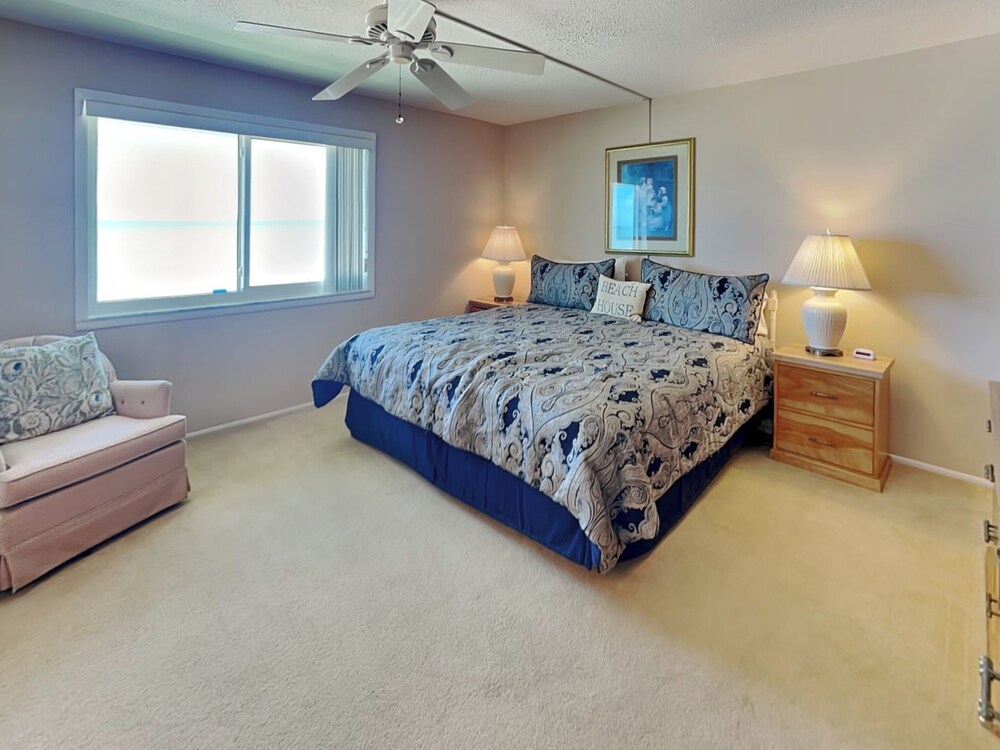Barry Palm 202 by Distinctive Beach Rentals
