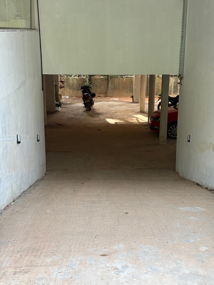 Kanak Residency Kuthuparamba