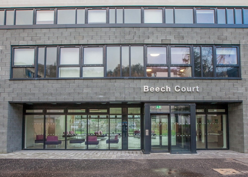 Hotel Beech Court - Hostel - Image 1