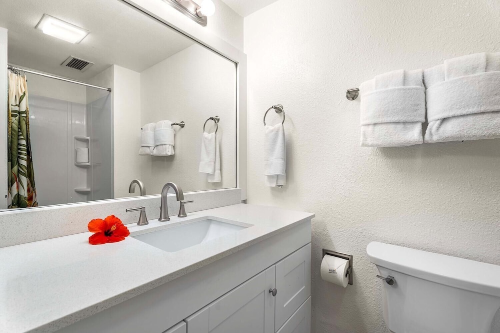 Spectacular Ocean Views - Close to Town - Free Concierge - Vrkcv