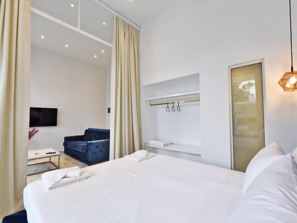 4 Elements Fire Seaside Luxury Suites view 5
