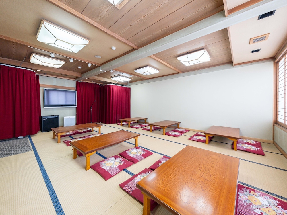 meeting & event spaces