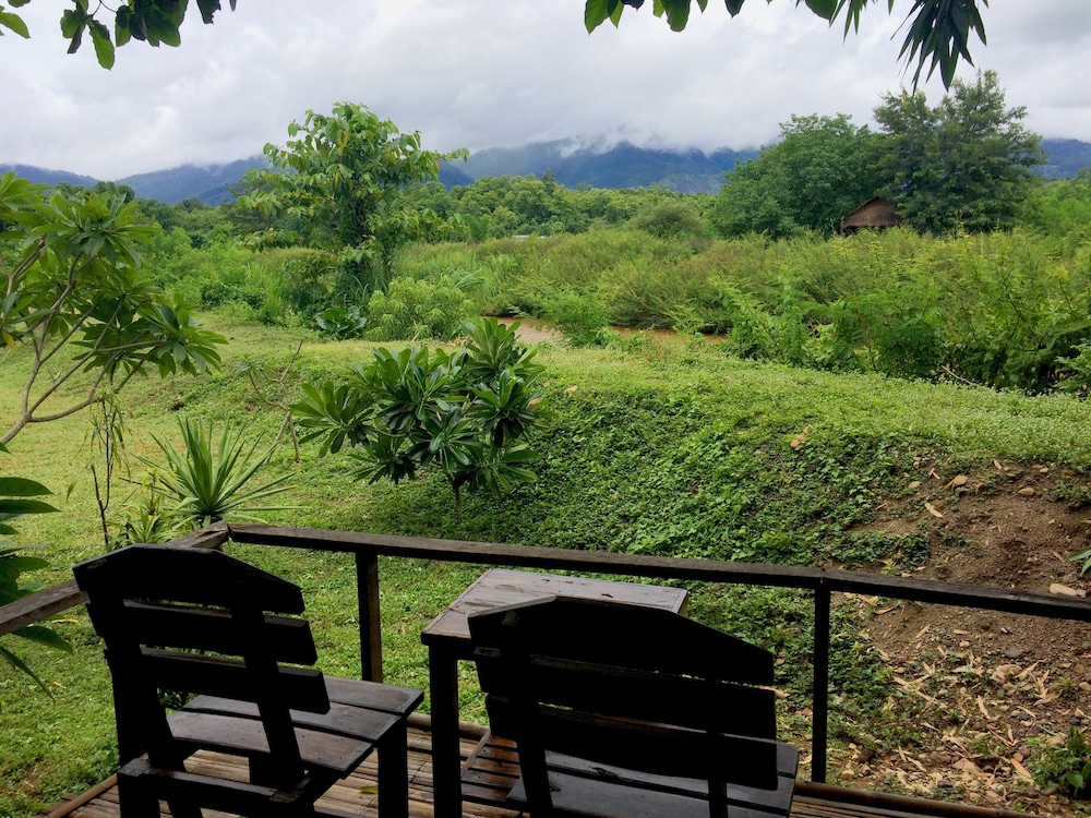 Sipsongpanna Resort Pai