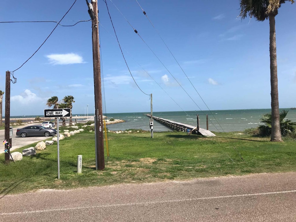 Bay View Inn