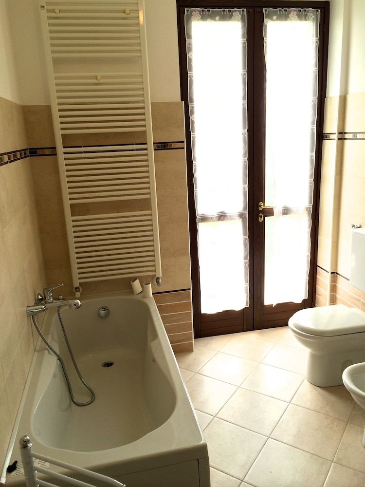 The Green GuestHouse