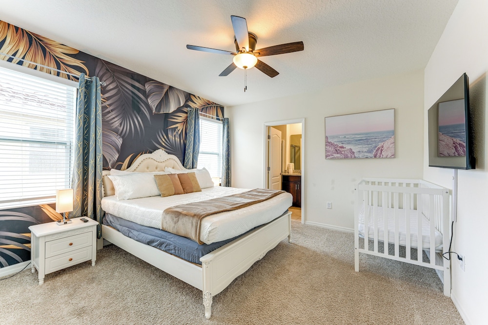 10 Mi to Disney World: Oasis w/ Resort Amenities!