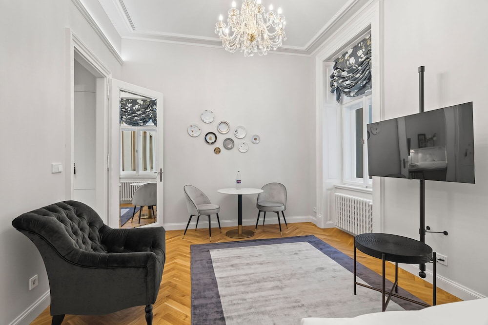 Vodičkova Luxury Suites