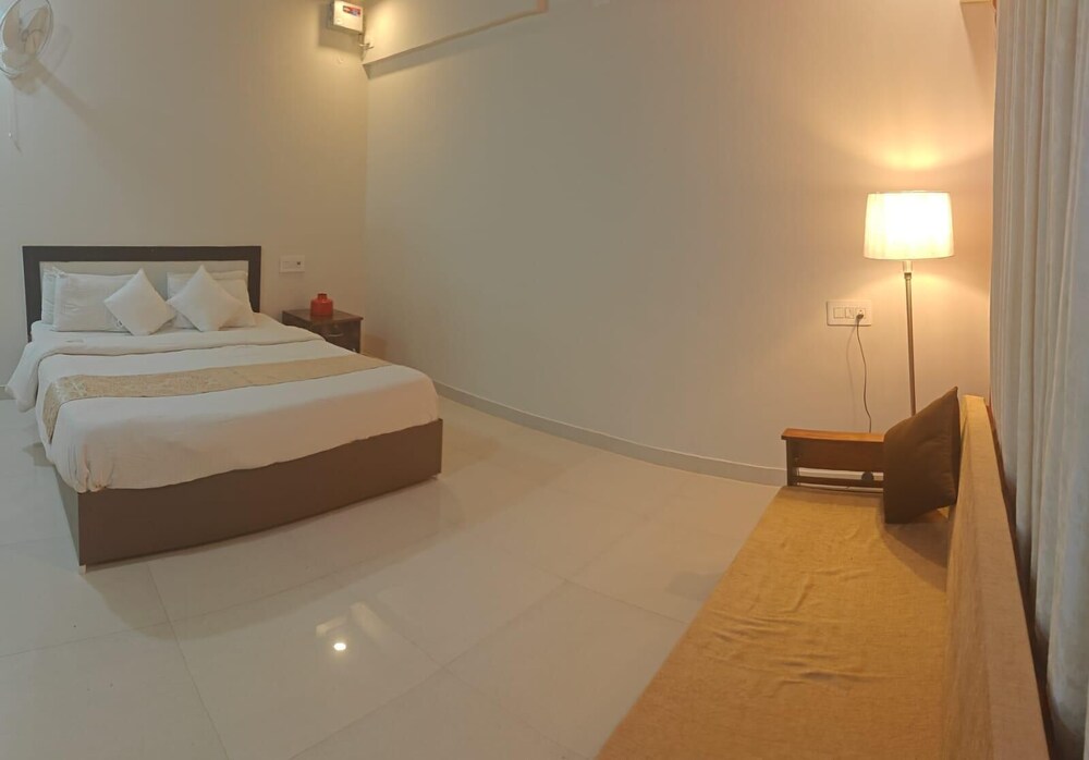 Golden Hill Resort