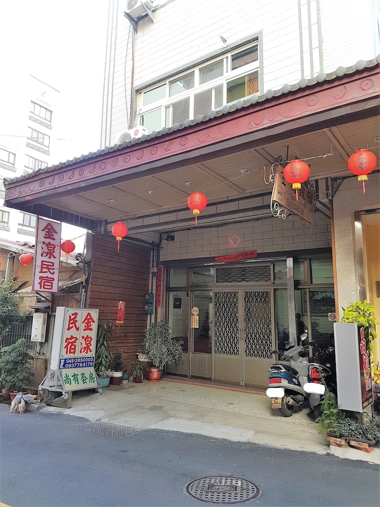 Chen Chan house