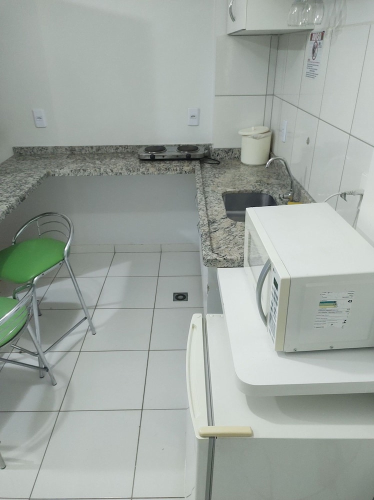 Condominio Golden Dolphin Resort via Roberto Imoveis