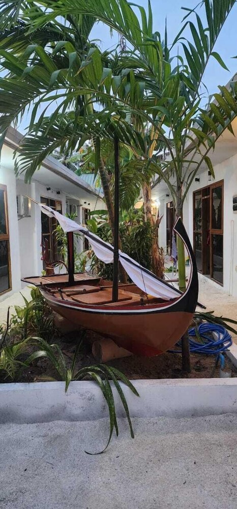 Dhontakuru Guesthouse