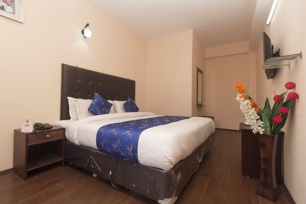 OYO 9686 Hotel Shantiniketan