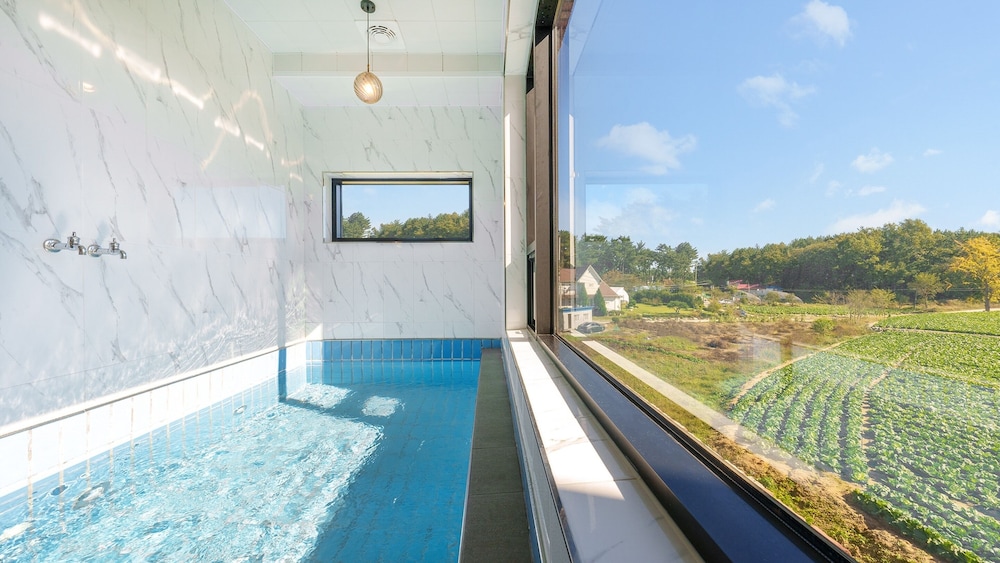 Gangneung Staydasiolgae Poolvillapension