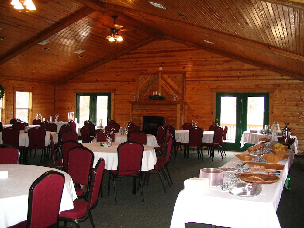 Tenkiller Lodge view 2