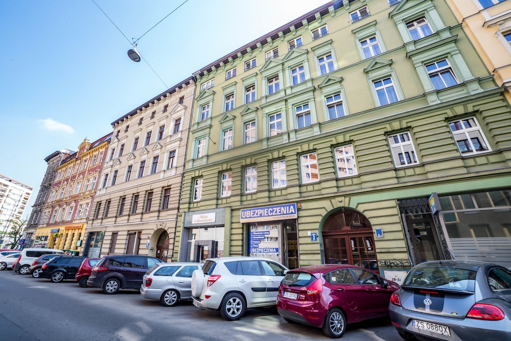 SG Apartments