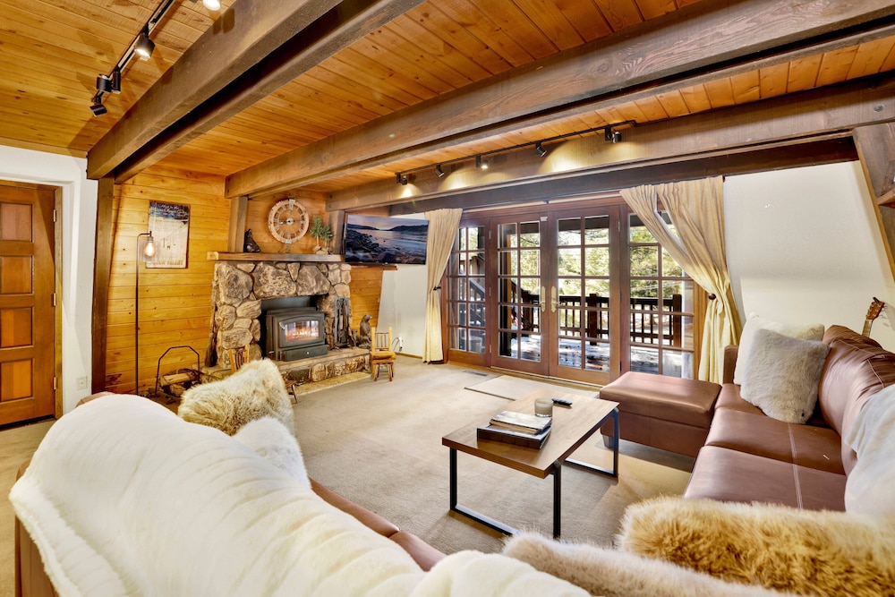 Big Cub Cabin #2521