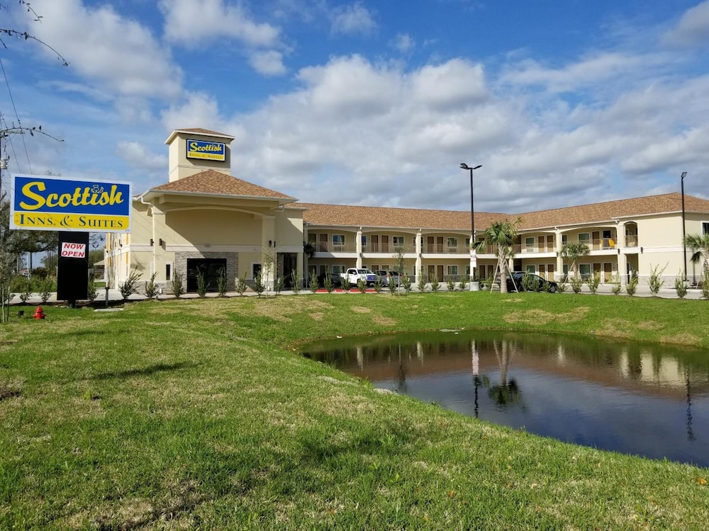 Scottish Inns & Suites