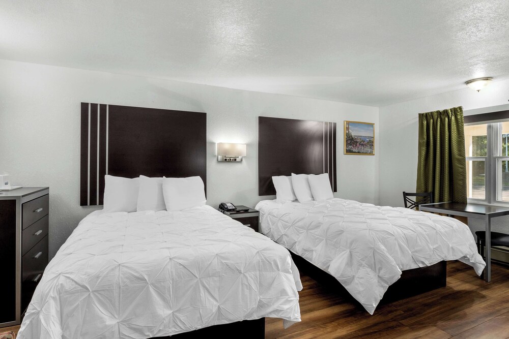 Americas Best Value Inn Jonesville Hillsdale view 4