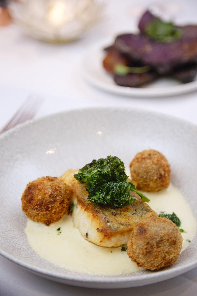 Cork Vacations - The Metropole Hotel - Property Image 9