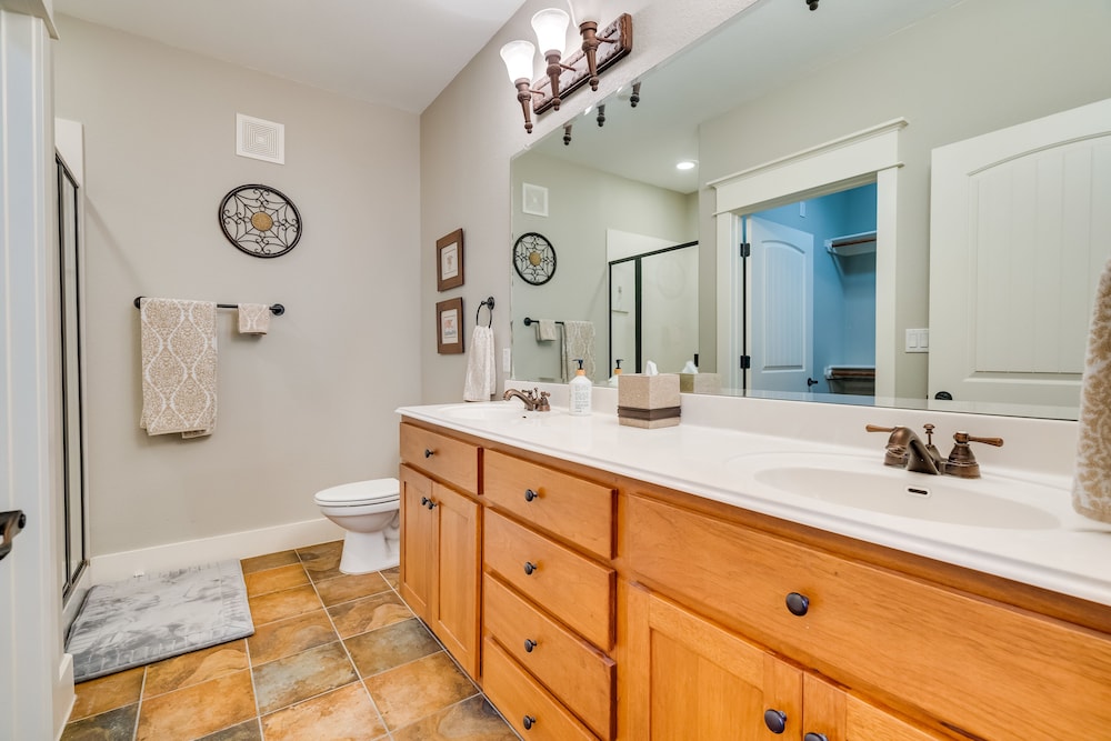 Jonestown Condo on Lake Travis w/ Community Pool! - Property Image 30