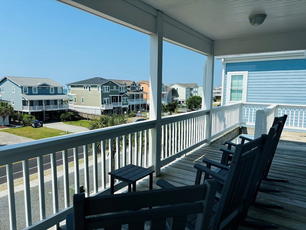 Seascape - 3 Br Home