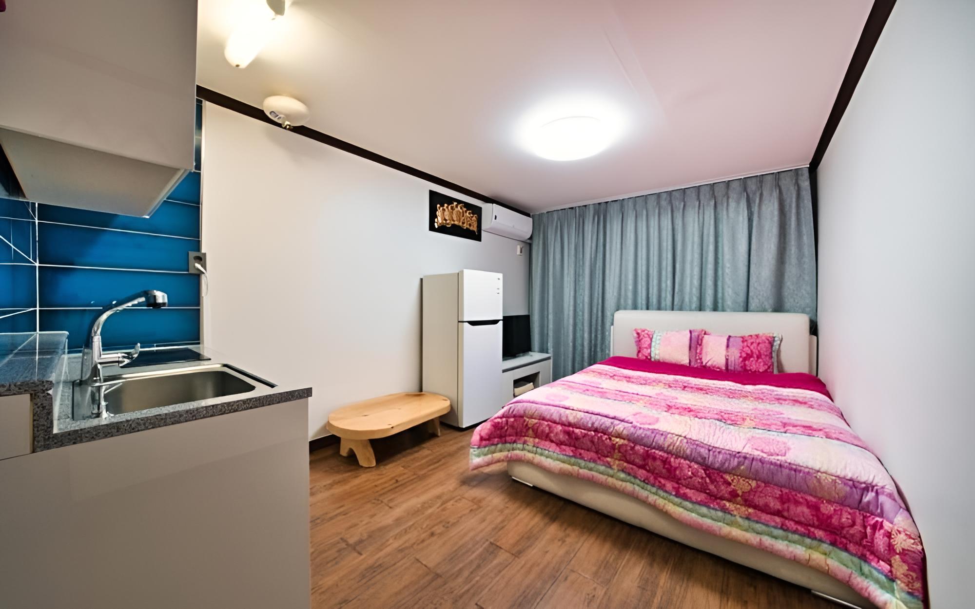Sokcho Modenier Pension view 2