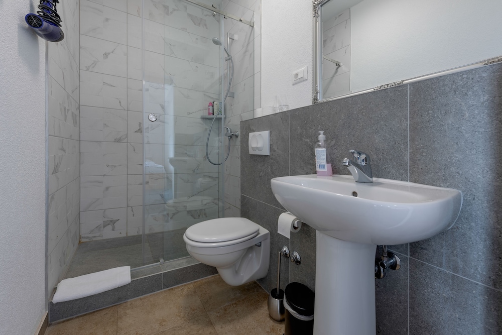 Aparthotel Plat