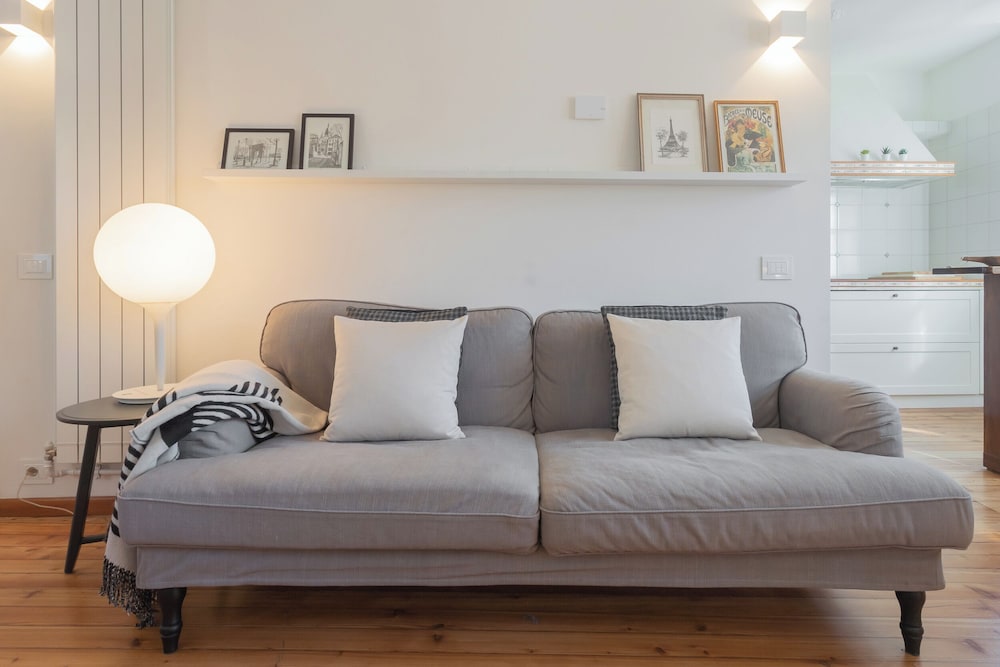 Emily's Holiday House - Authentic Lake Como by Rent all Como
