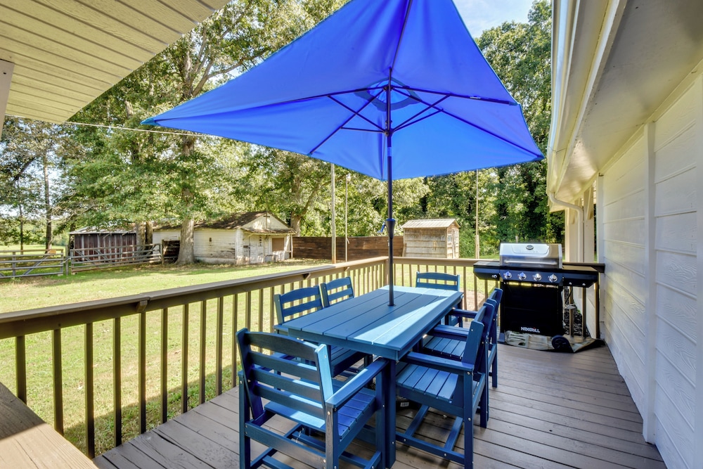 Quiet Countryside Getaway in Appalachian Foothills