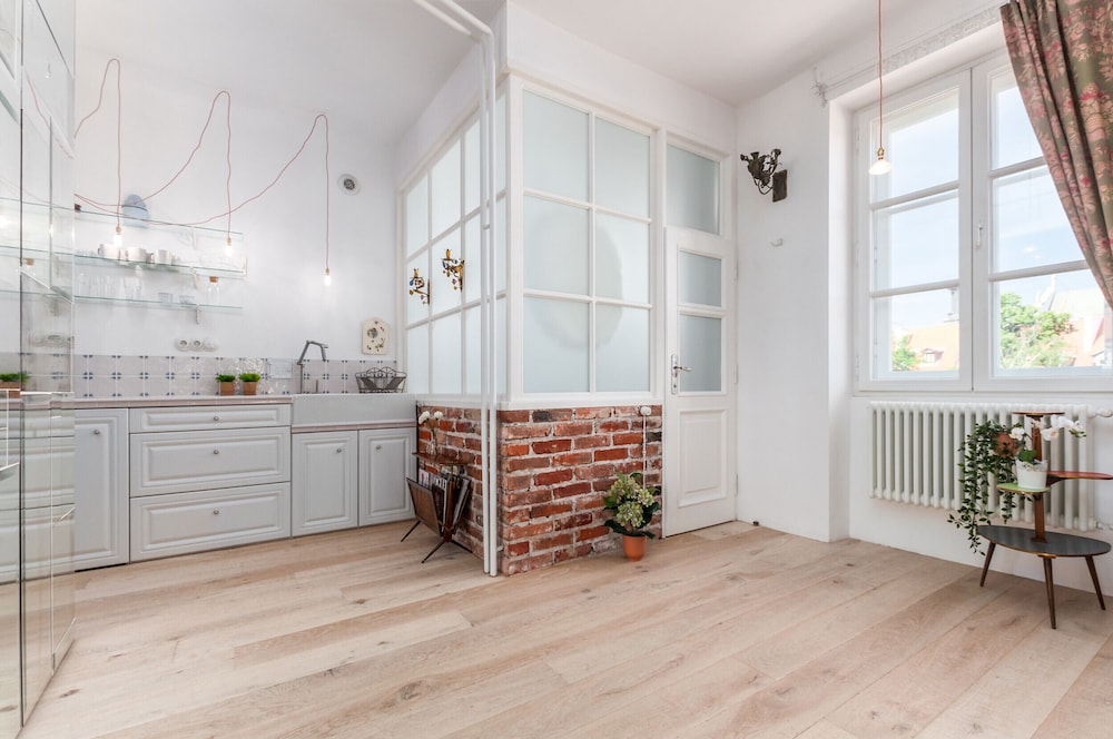 Studio Warsaw Krzywe Kolo by Renters view 4