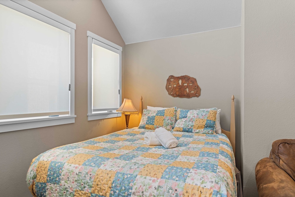 Blue Mesa Lodge 40C by Avantstay Ski In/ Ski Out Unit w/ Balcony!