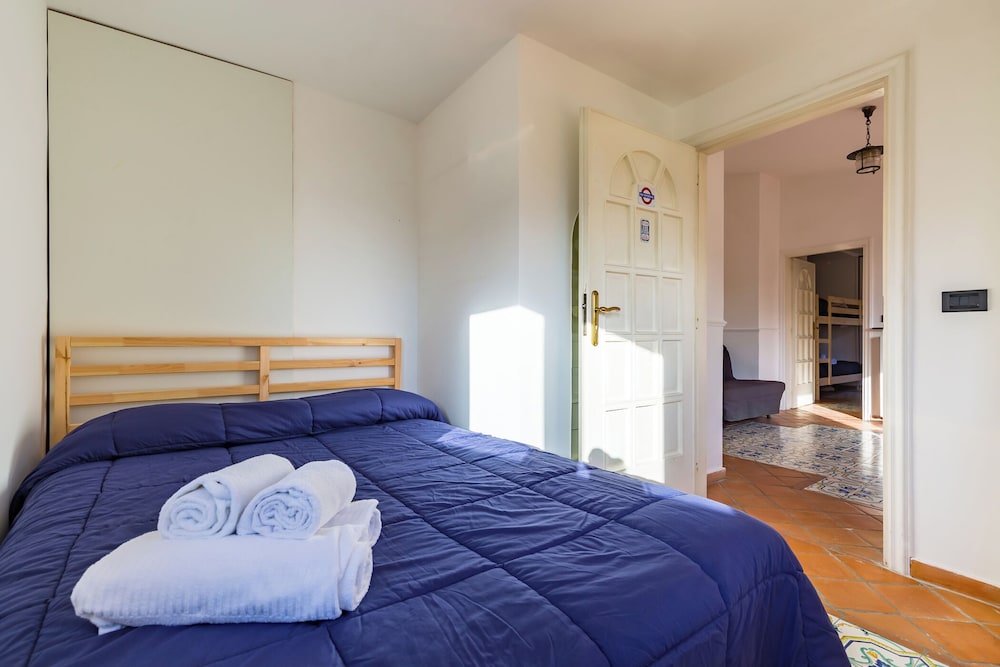 Villa Paola - Hidden Panoramic Garden and Terraces by Napoliapartments