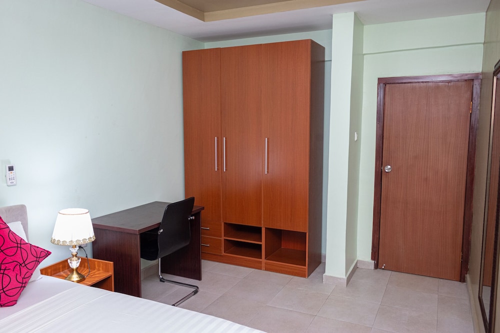 Happuch Apartment