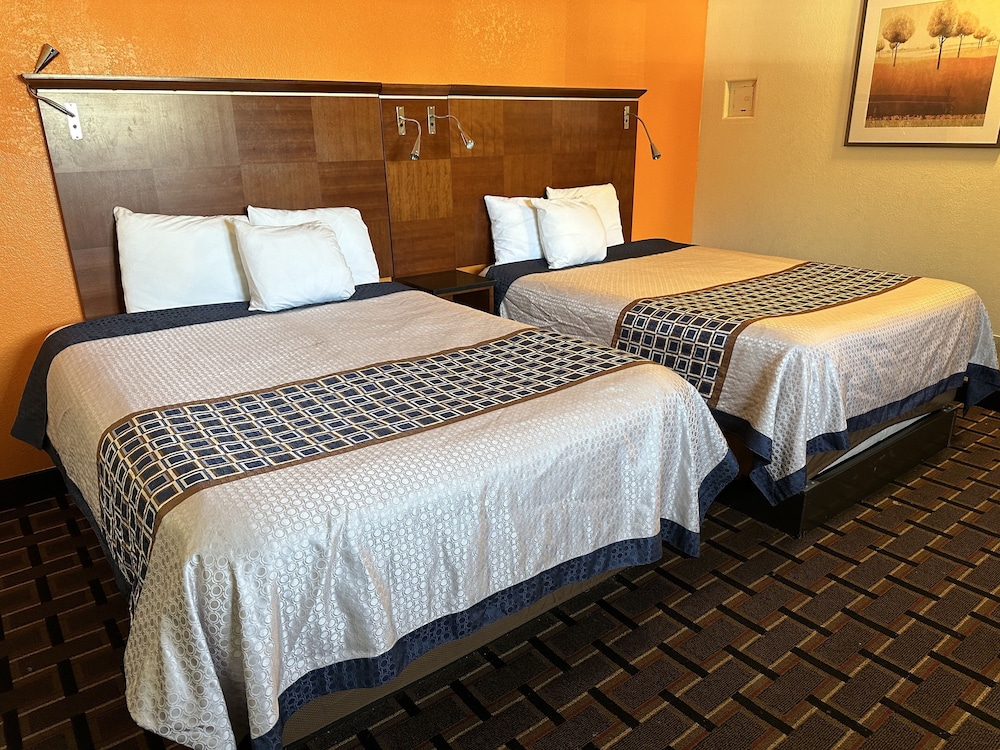 Stay Inn by OYO Near I 80 Lincoln West view 4