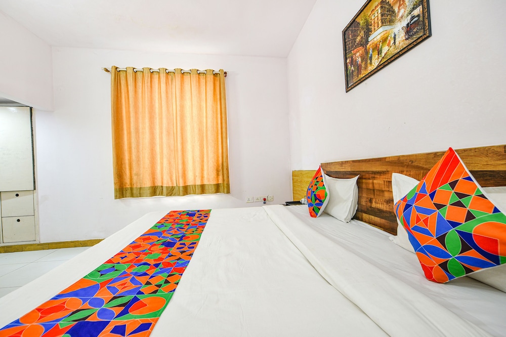 FabHotel The White Orchid