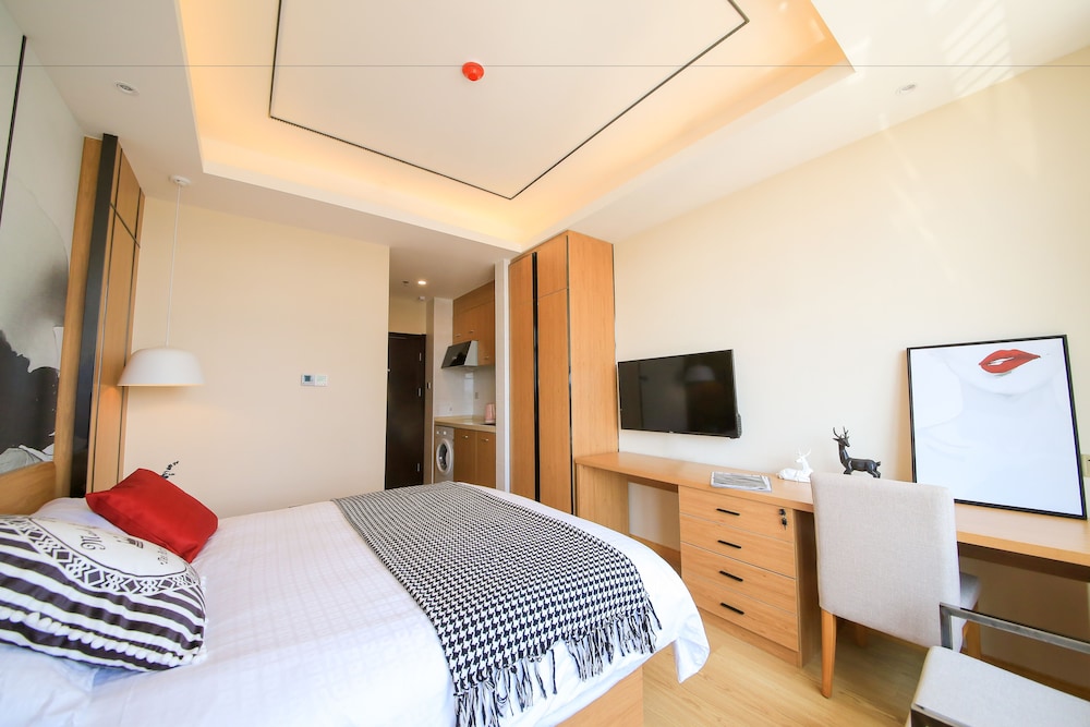 Lejiaxuan Boutique Apartment High-Tech