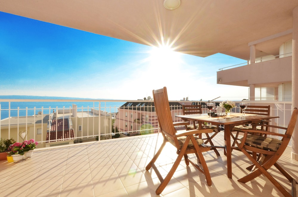 Lilly - spacious 3 bedroom apartment