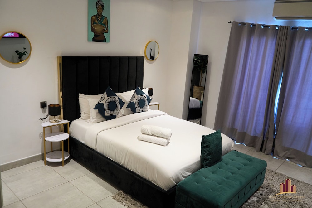 RoyalRest at The Signature