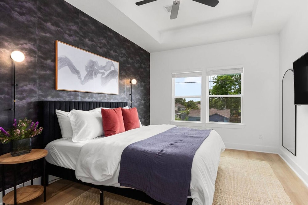 Chic 4BR Getaway Near NRG TMC