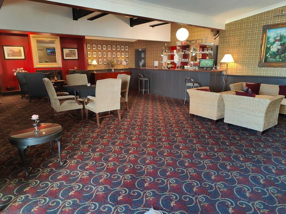 Gateway Motor Inn
