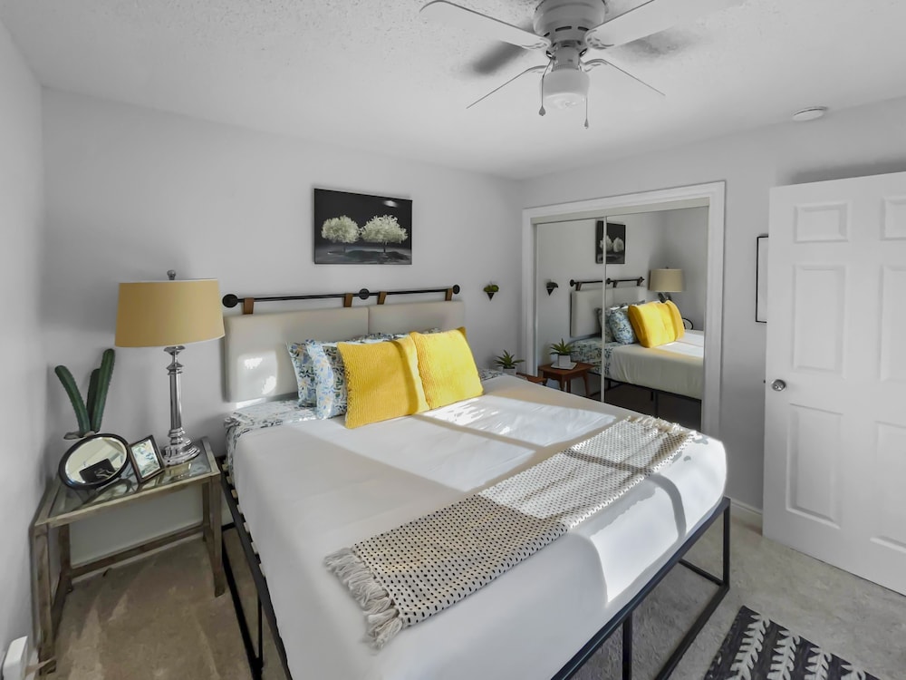 Fairway Desert Vista-valley Views Next To Golf 3 Bedroom Home
