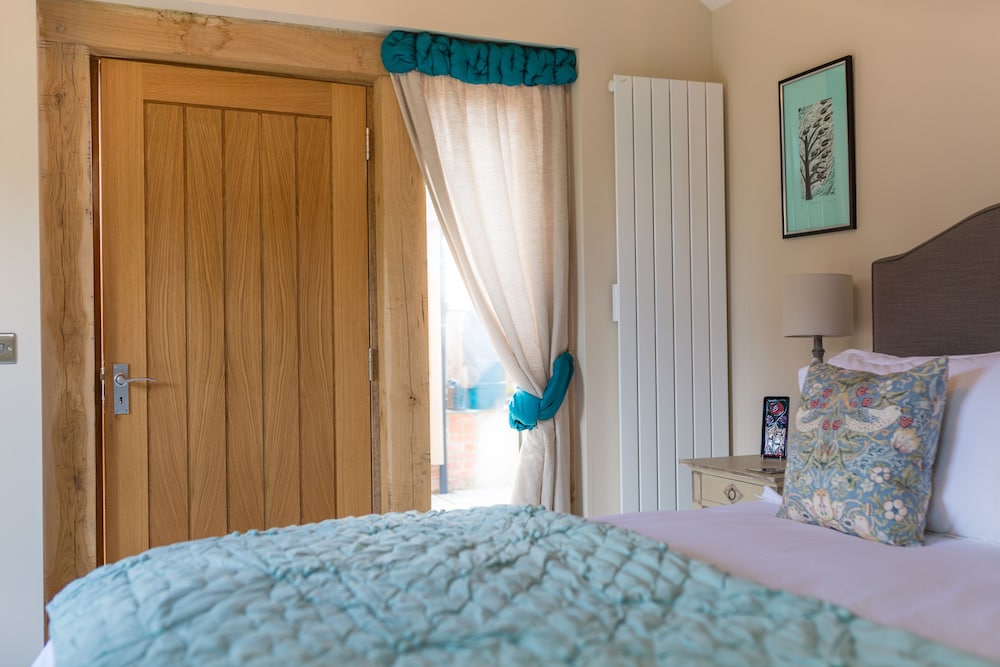 The Room in the Garden view 3