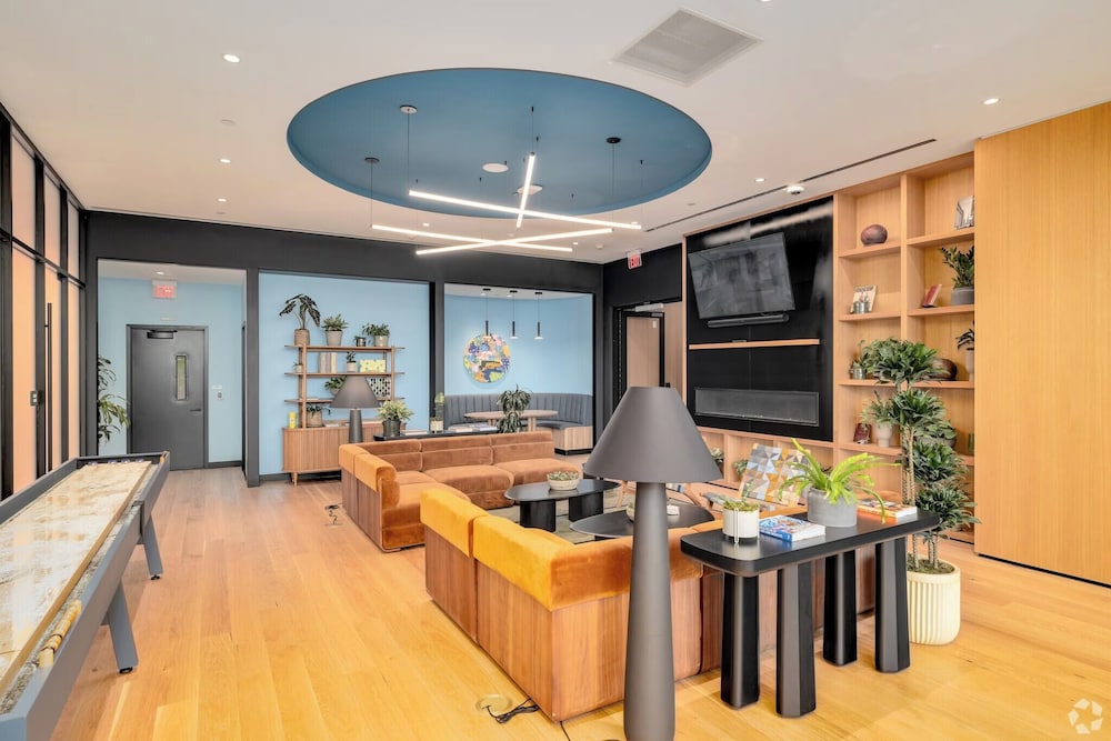 Luxury Apartments by Hyatus at Central Philly