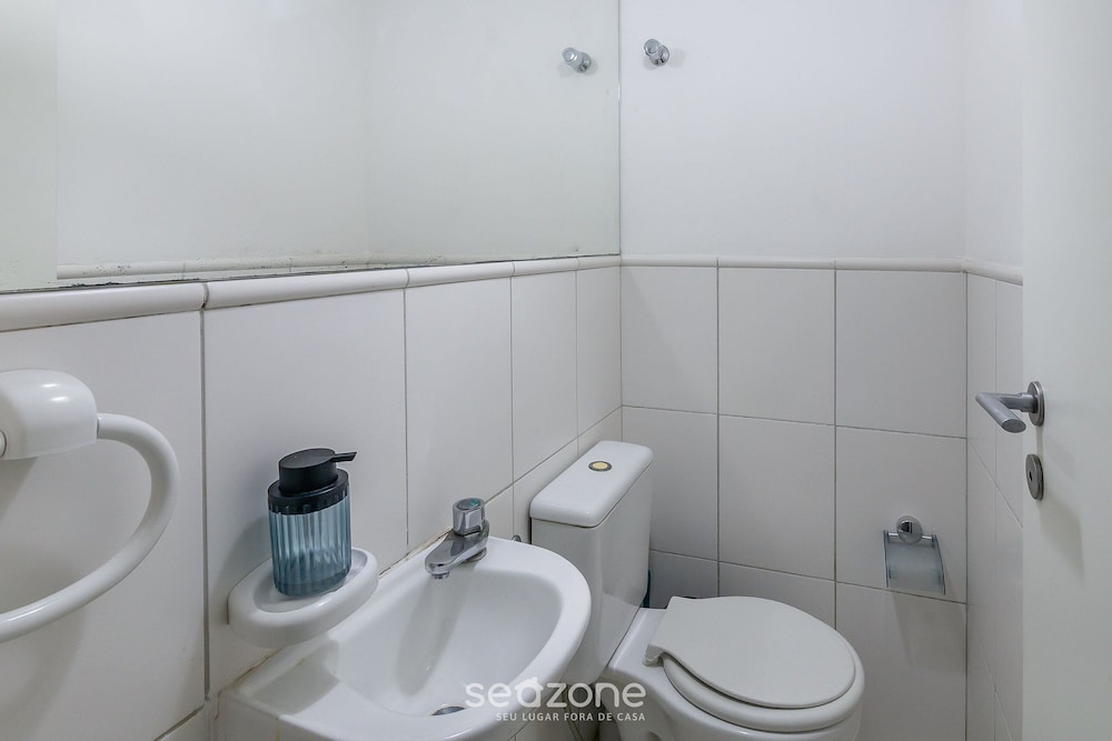 Modern apt 200m From the sea in Salvador Vlt0107