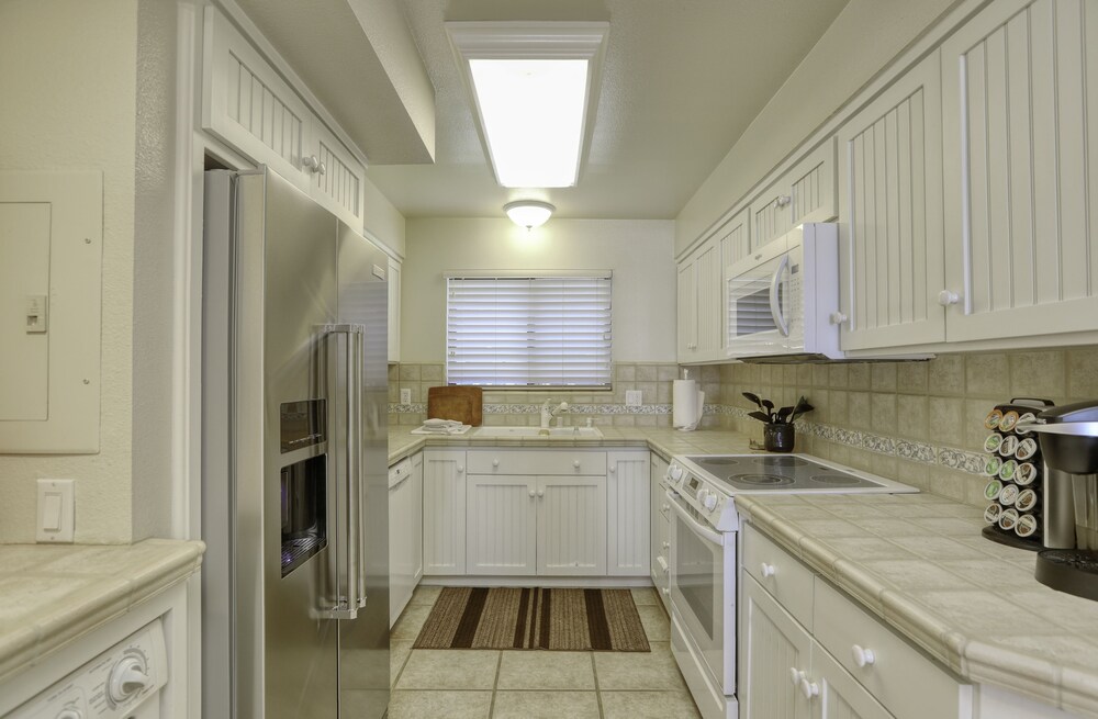 132 Pismo Shores 3 Bedroom Condo by RedAwning view 5